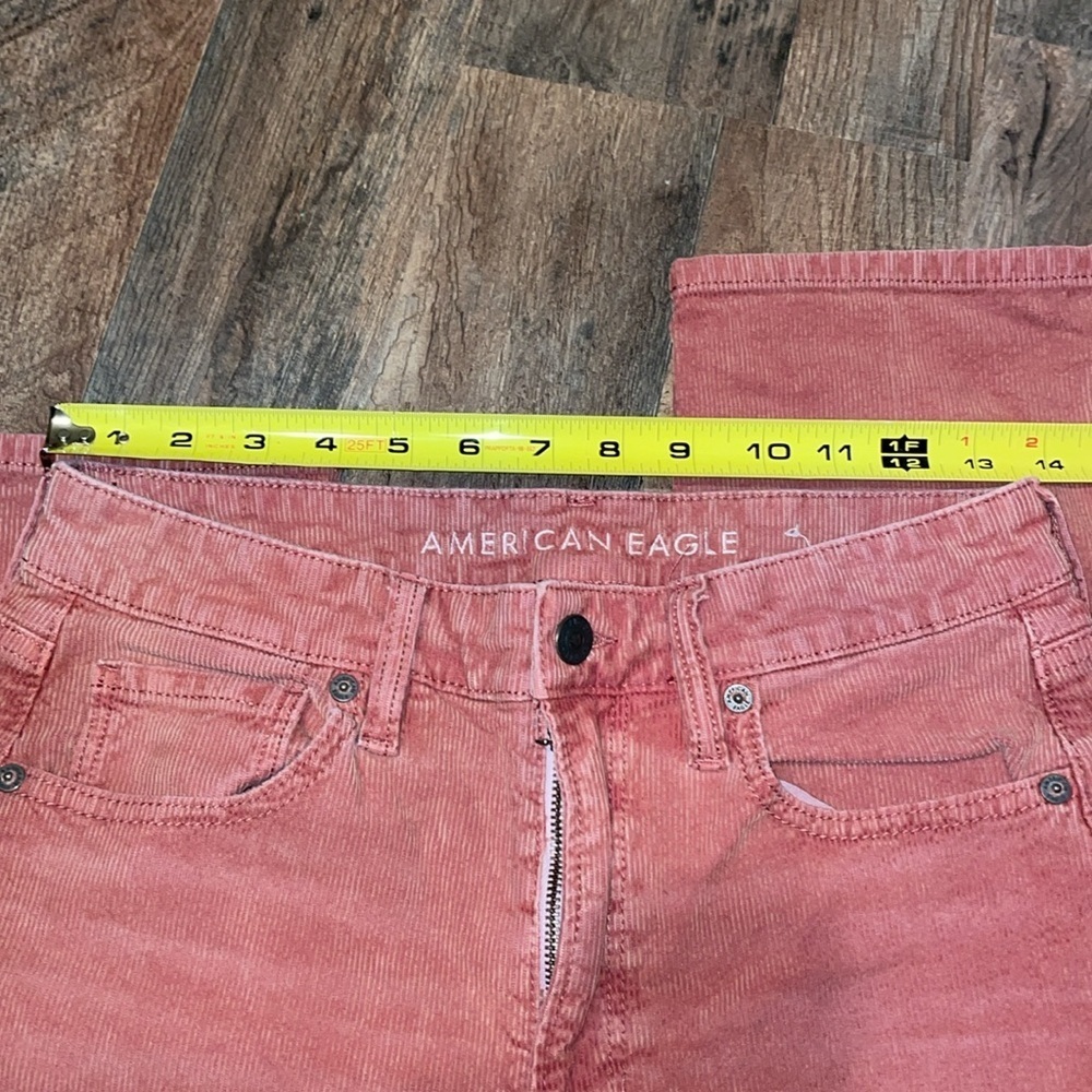 American Eagle Outfitters Mom Straight Jean‎ Corduroy’s.  Size 6. - Picture 8 of 11
